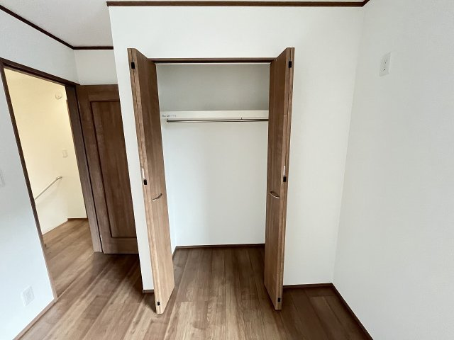 【収納】 | 福岡市東区香住ヶ丘5丁目第1　D号棟（全6棟）【仲介手数料無料・0円】 | 施工例。施工例は完成時と異なる場合があります。