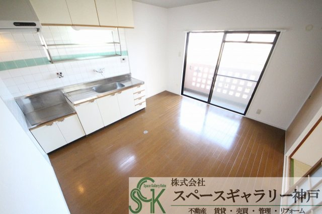 今田マンションB棟の居間・リビング|※お部屋により仕様が異なる場合があります※