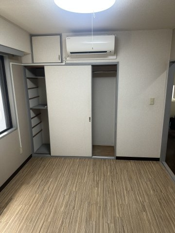 エマーレ与野本町の寝室