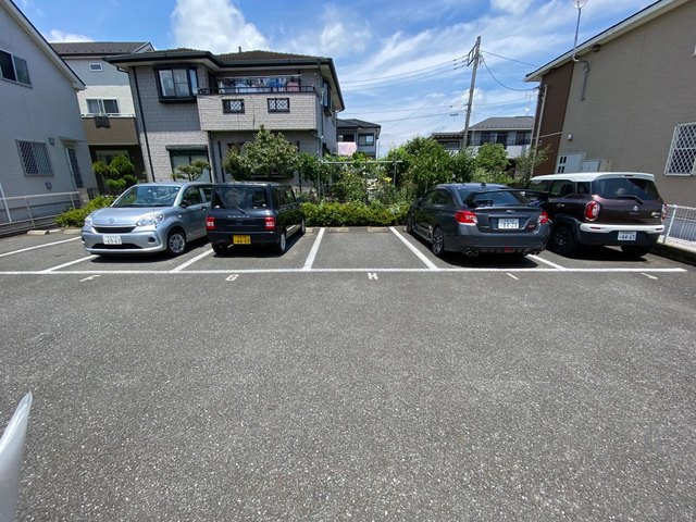 Ａｉｌｅ　ｄｅ　Ｃｏｕｒａｇｅの駐車場|敷地内駐車場