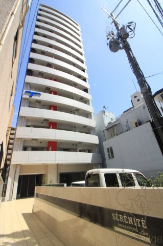セレニテ中崎町リアンの外観