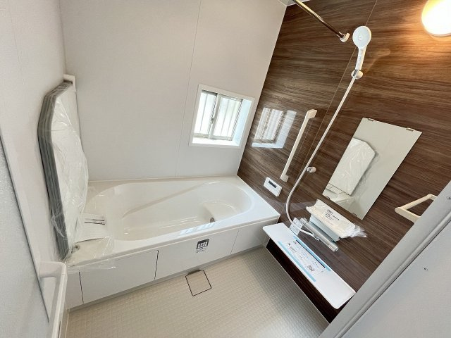 【内装】 | 福岡市東区香住ヶ丘5丁目第1　B号棟（全6棟）【仲介手数料無料・0円】 | 施工例。浴室です。施工例は完成時と異なる場合があります。