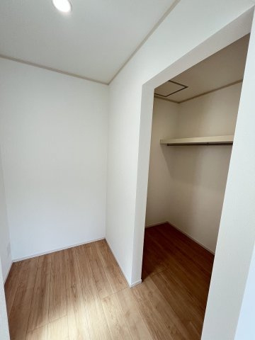 【収納】 | 福岡市東区香住ヶ丘5丁目第1　B号棟（全6棟）【仲介手数料無料・0円】 | 施工例。施工例は完成時と異なる場合があります。