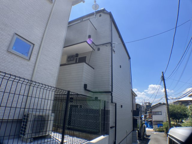 ラビット南与野の外観