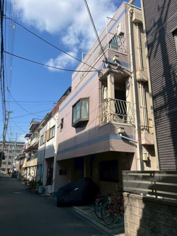 PUBLICの外観