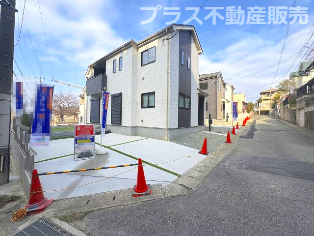 【外観】 | 福岡市東区香住ヶ丘5丁目第1　F号棟（全6棟）【仲介手数料無料・0円】 | まもなく完成。ご内覧は可能です。ご見学はプラス不動産販売にお任せ下さい。