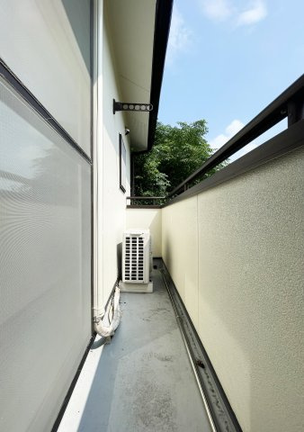 ルーチェ山下のバルコニー