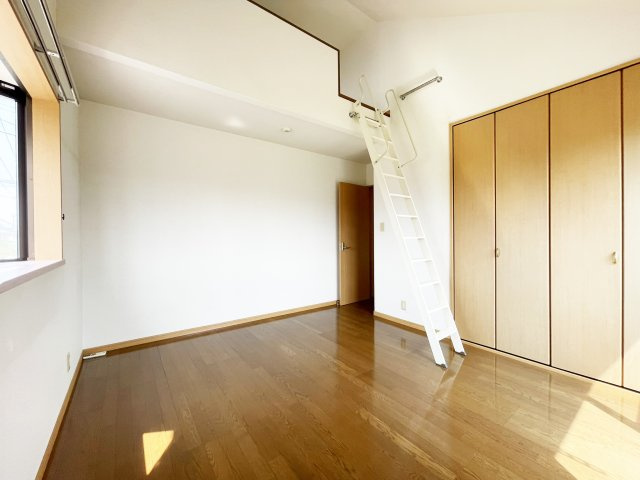 ルーチェ山下の居間・リビング