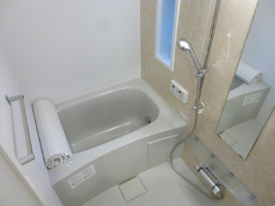 【浴室】 | サンビューノ | ※別部屋の参考写真です