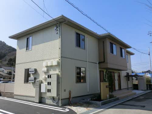 シャーメゾン フラーリッシュⅡの外観