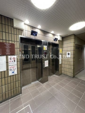 朝日プラザ梅田のエントランス|建物の内部です