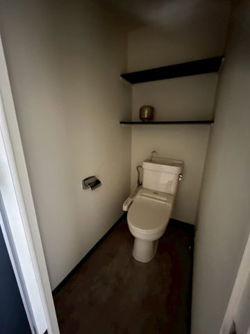 朝日プラザ梅田のトイレ|ゆったりとした空間のトイレです