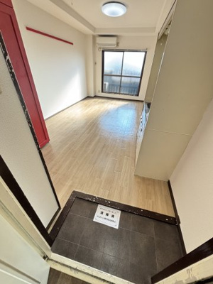 【玄関】 | リバーエステート