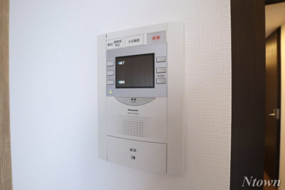 【セキュリティ】 | ディアレイシャス浅間町 | モニター付きインターホンです