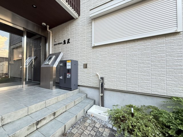 グランベレオ鷹匠のエントランス