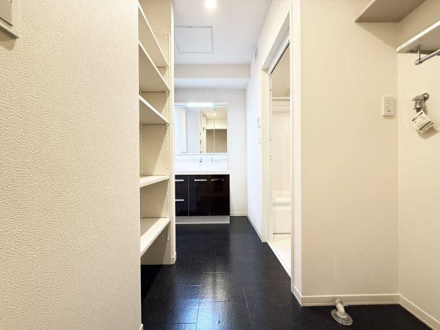 グランベレオ鷹匠の独立洗面台