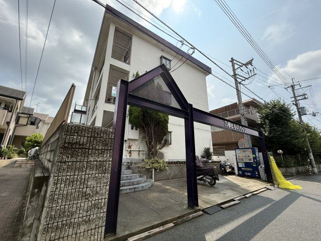 刀根ヒルズハイツ