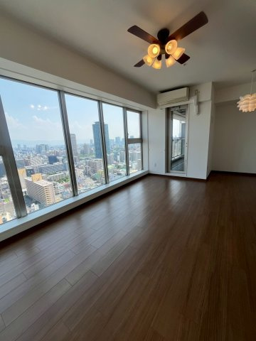 ジオタワー天六の居間・リビング