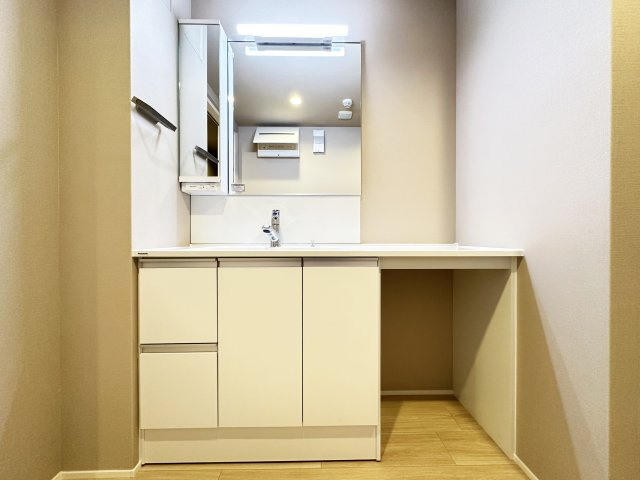 ベレオガーデンズHanaの独立洗面台