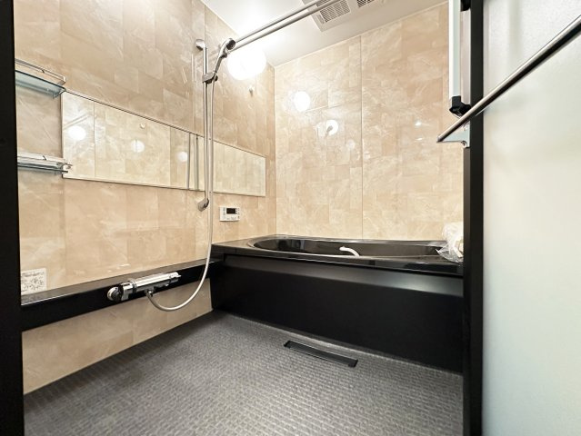 ベレオガーデンズHanaの浴室