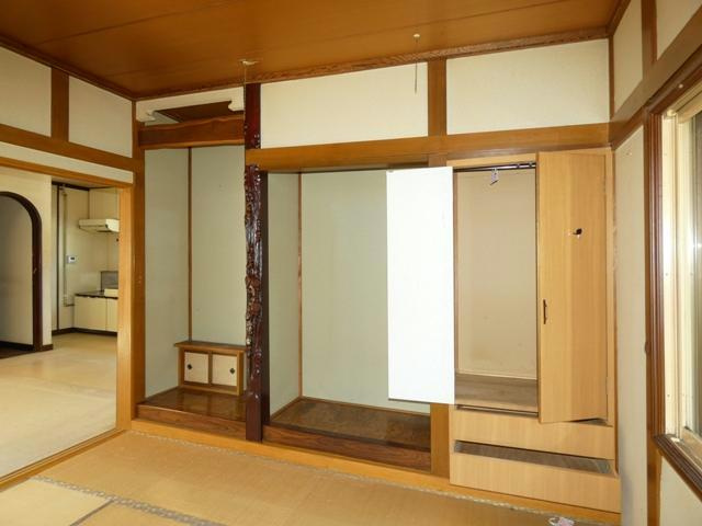 緑ヶ岡1-12-1貸家の収納