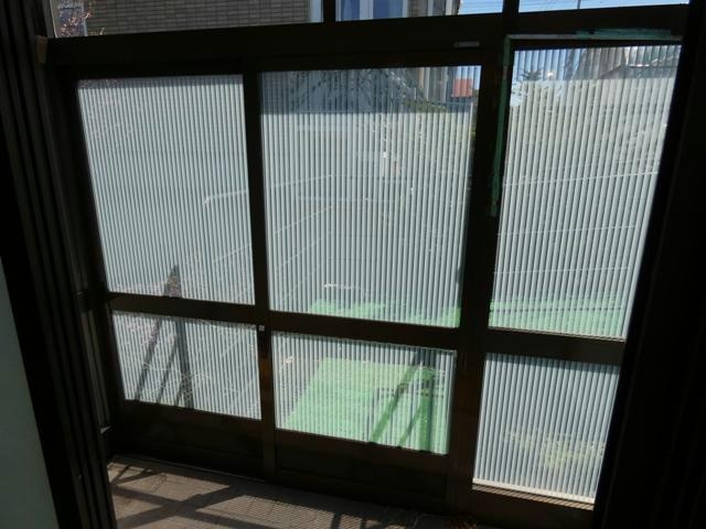 緑ヶ岡1-12-1貸家の玄関