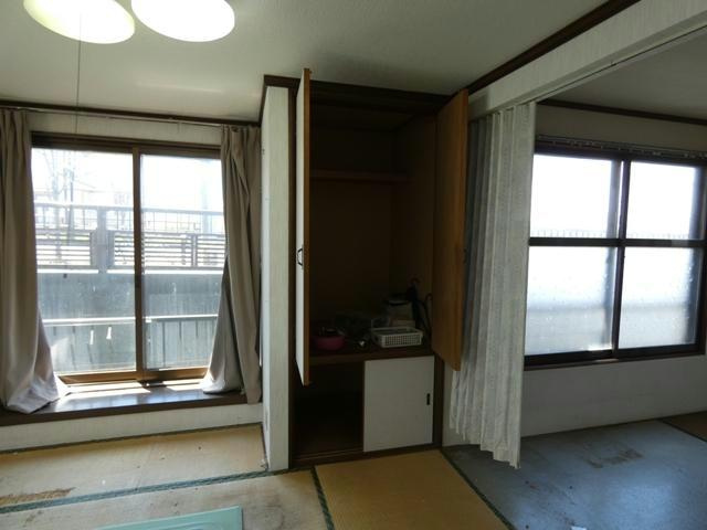 緑ヶ岡1-12-1貸家の収納