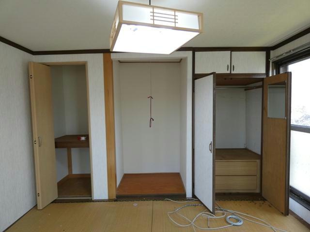 緑ヶ岡1-12-1貸家の収納