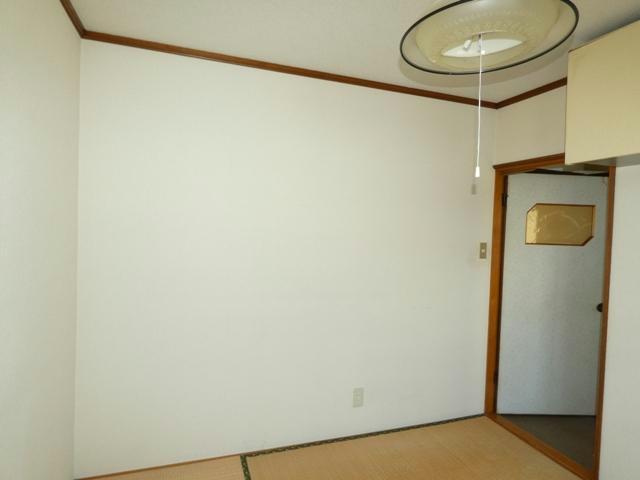 緑ヶ岡1-12-1貸家の内装