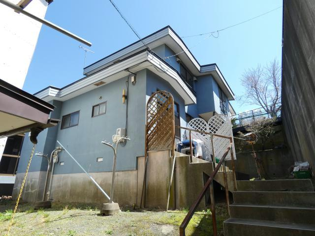 緑ヶ岡1-12-1貸家の外観