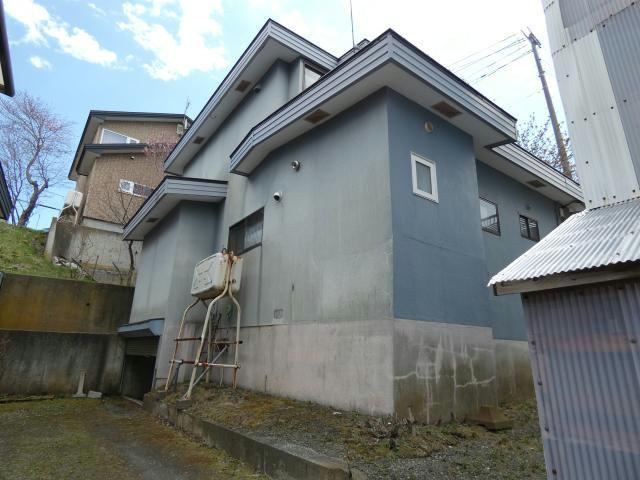 緑ヶ岡1-12-1貸家の外観