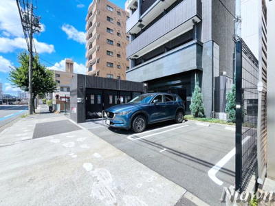 【駐車場】 | ディアレイシャス金山 | 駐車場があるので、車を買う予定の方も安心です