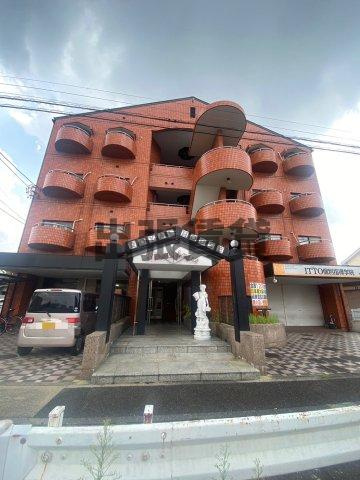 仲介手数料0円！！ロイヤルハウスの外観