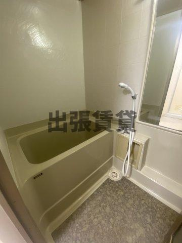 仲介手数料0円！！ロイヤルハウスの浴室