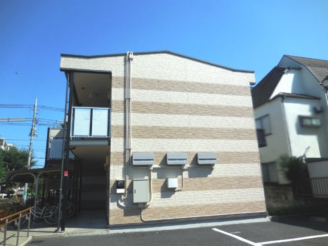 レオパレスアーベントロートの外観