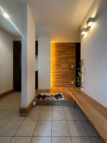 里塚緑ヶ丘3丁目の玄関