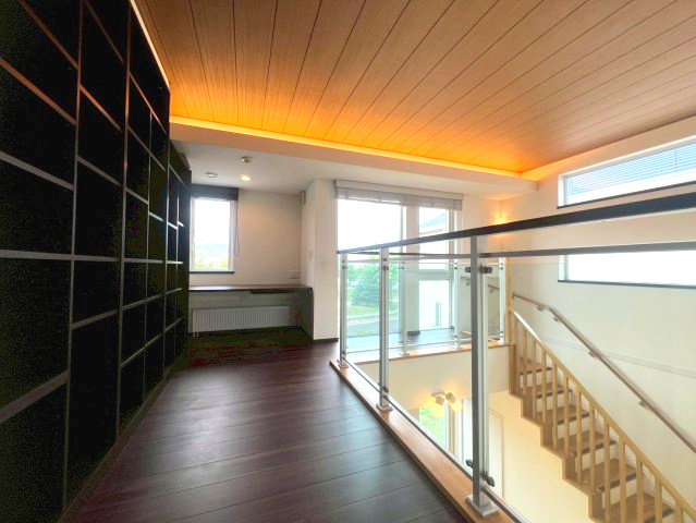 里塚緑ヶ丘3丁目のその他|2Fホールは書斎スペースとして活用頂けます。