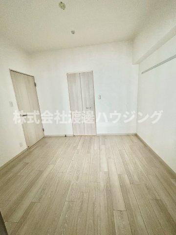 Welina江坂の洋室