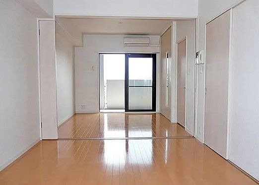 エンクレスト天神南IIの居間・リビング