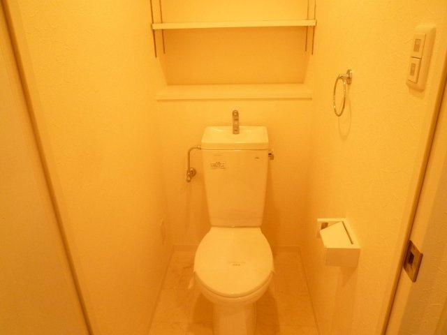 FKM白金のトイレ