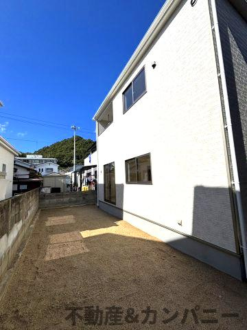 クレイドルガーデン溝辺　新築建売分譲地(全2号地)　松山市溝辺第2-1号地の庭|お庭の付いた物件です