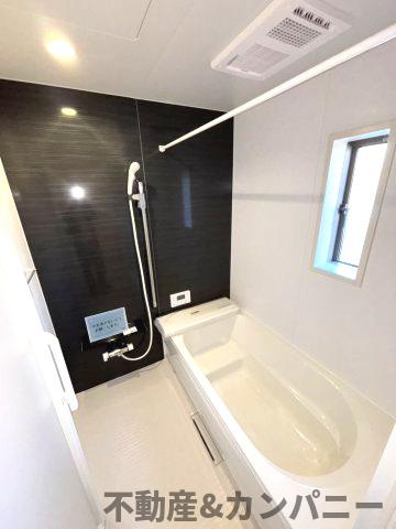 クレイドルガーデン溝辺　新築建売分譲地(全2号地)　松山市溝辺第2-1号地のランドリースペース