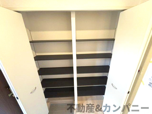 クレイドルガーデン溝辺　新築建売分譲(全2号地)　松山市溝辺第2-2号地のトイレ