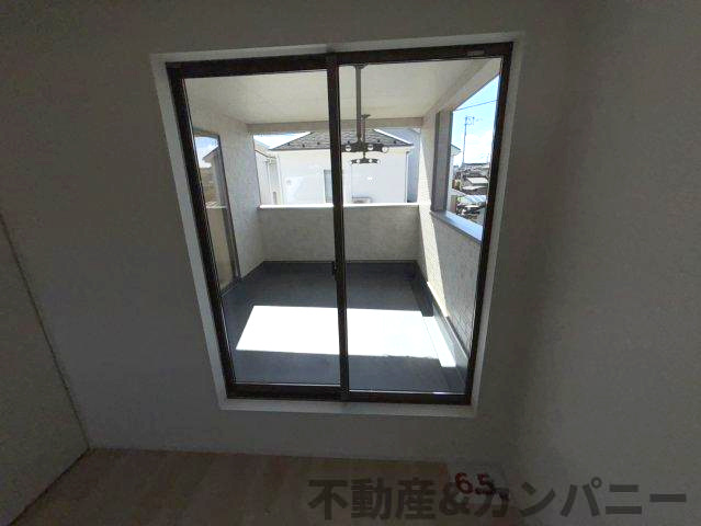 クレイドルガーデン溝辺　新築建売分譲(全2号地)　松山市溝辺第2-2号地の洋室|コンパクトで使いやすい洋室です