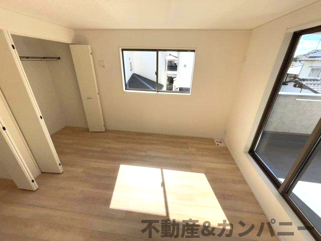 クレイドルガーデン溝辺　新築建売分譲(全2号地)　松山市溝辺第2-2号地の洋室|スタンダードな洋室です