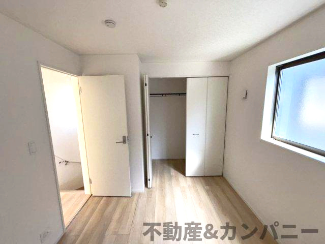 クレイドルガーデン溝辺　新築建売分譲(全2号地)　松山市溝辺第2-2号地の独立洗面台|使いやすい独立洗面台です