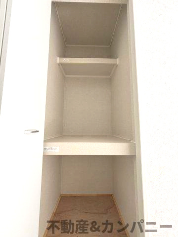 クレイドルガーデン溝辺　新築建売分譲(全2号地)　松山市溝辺第2-2号地の収納|収納スペース豊富です