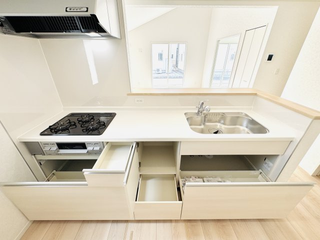 Cradle Garden大泉町寄木戸第16　新築住宅 3号棟のキッチン