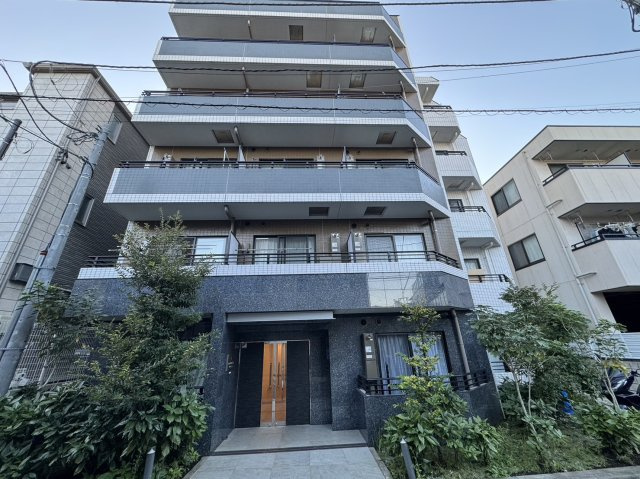 オーキッドレジデンス本駒込の外観