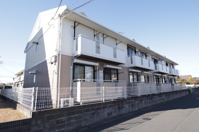 大手ハウスメーカー施工の2階建ての物件です